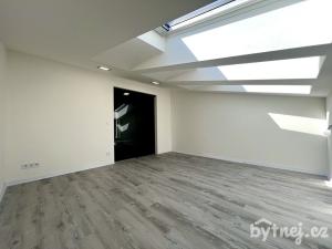 Pronájem bytu 3+kk, Brno - Ivanovice, Mácova, 126 m2