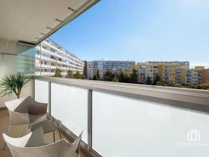 Prodej bytu 3+1, Praha - Stodůlky, Husníkova, 71 m2