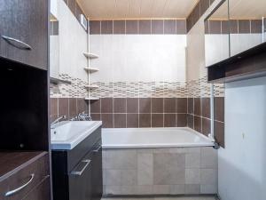 Pronájem bytu 3+1, Kolín, Březinova, 66 m2