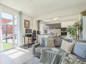 Prodej bytu 2+kk, Praha - Horní Počernice, Markupova, 55 m2