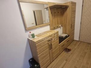 Pronájem bytu 2+1, Pardubice, Jindřišská, 54 m2