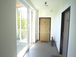 Prodej bytu 2+kk, Svémyslice, 71 m2