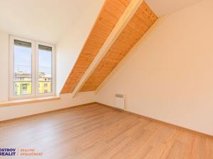 Pronájem bytu 3+kk, Olomouc, Dukelská, 68 m2