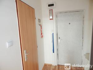 Prodej bytu 1+kk, Most, Komořanská, 33 m2