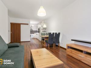 Pronájem bytu 2+kk, Zlín, Pod Křiby, 56 m2