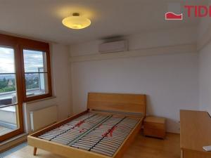 Pronájem bytu 2+kk, Praha, Pod Hybšmankou, 78 m2