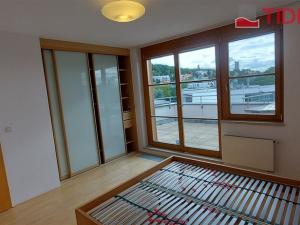 Pronájem bytu 2+kk, Praha, Pod Hybšmankou, 78 m2