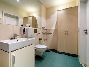 Prodej bytu 2+kk, Praha - Hlubočepy, Geologická, 47 m2