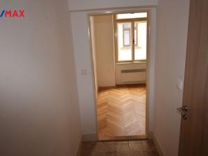 Pronájem bytu 1+1, Písek - Vnitřní Město, Chelčického, 31 m2
