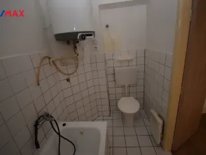 Pronájem bytu 1+1, Písek - Vnitřní Město, Chelčického, 31 m2