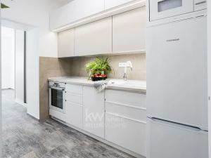 Pronájem bytu 1+kk, Praha - Vysočany, Pod strojírnami, 31 m2