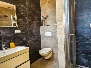 Prodej bytu 2+kk, Přelouč, Václavské náměstí, 72 m2