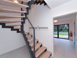 Pronájem rodinného domu, Praha - Háje, V Hájích, 220 m2