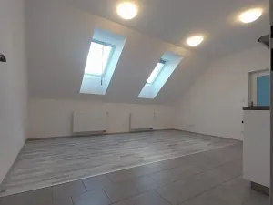 Pronájem bytu 2+kk, Rokycany, Komenského, 48 m2