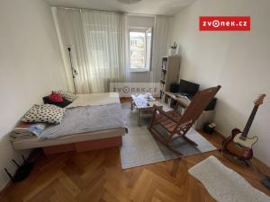 Pronájem bytu 2+1, Zlín - Malenovice, Tyršova, 48 m2