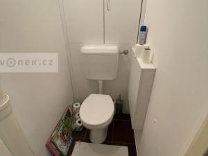 Pronájem bytu 2+1, Zlín - Malenovice, Tyršova, 48 m2