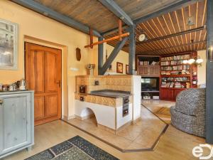 Prodej rodinného domu, Úpice - Radeč, 250 m2