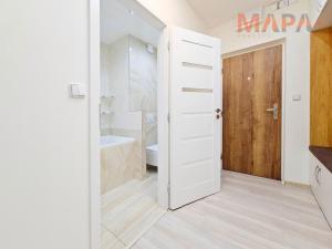 Prodej bytu 2+1, Chomutov, Blatenská, 52 m2