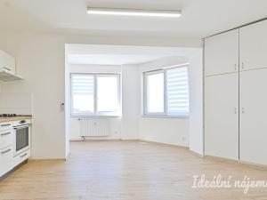Pronájem bytu 2+kk, Brno, Langrova, 40 m2