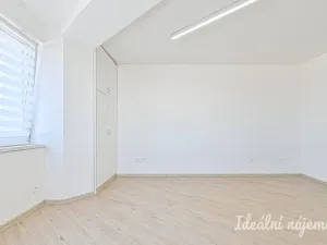 Pronájem bytu 2+kk, Brno, Langrova, 40 m2