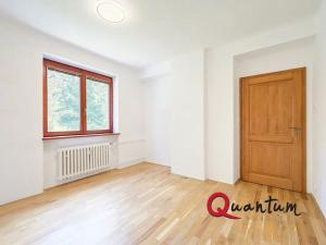 Prodej bytu 3+1, Úvaly, Nerudova, 75 m2