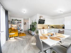 Prodej bytu 3+kk, Vochov, 68 m2