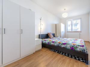 Prodej bytu 2+kk, Praha - Háje, Jurkovičova, 60 m2