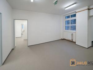 Pronájem kanceláře, Vrchlabí, Horská, 206 m2