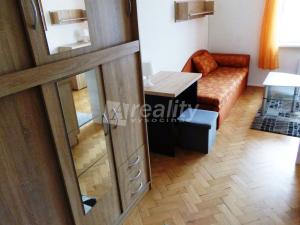 Pronájem bytu 1+kk, Náměšť nad Oslavou, 25 m2