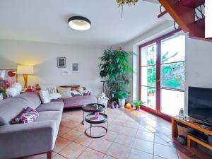 Prodej rodinného domu, Lhota pod Libčany, 200 m2