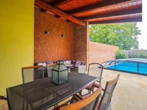 Prodej rodinného domu, Lhota pod Libčany, 200 m2