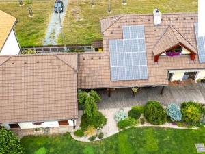 Prodej rodinného domu, Lhota pod Libčany, 200 m2