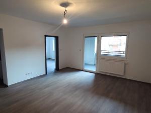 Pronájem bytu 2+kk, Strakonice - Strakonice II, Bezděkovská, 64 m2