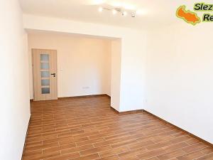 Pronájem bytu 3+1, Opava, Krnovská, 78 m2