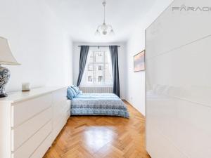 Pronájem bytu 4+1, Praha - Nové Město, Biskupská, 132 m2
