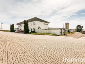 Pronájem výrobních prostor, Suchohrdly, Napoleonova, 4030 m2