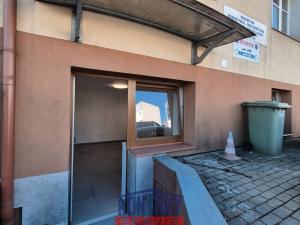 Pronájem obchodního prostoru, České Budějovice, Mánesova, 35 m2