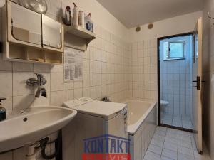 Pronájem obchodního prostoru, České Budějovice, Mánesova, 35 m2