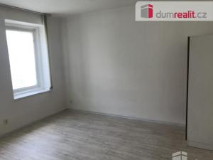 Pronájem bytu 1+1, Luhačovice, Masarykova, 33 m2