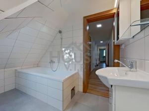 Pronájem bytu 5+kk, Praha, Vietnamská, 138 m2