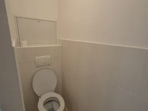 Pronájem bytu 2+kk, Praha - Strašnice, Gutova, 45 m2