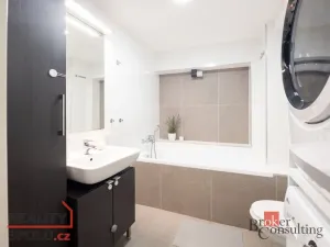 Prodej bytu 4+kk, Praha - Hrdlořezy, Českobrodská, 93 m2