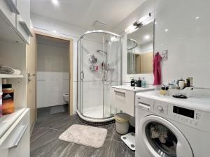 Pronájem bytu 1+kk, Praha - Břevnov, Patočkova, 38 m2