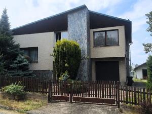 Prodej rodinného domu, Stěžery, 226 m2