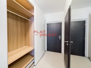 Pronájem bytu 2+kk, Praha - Karlín, U Mlýnského kanálu, 56 m2