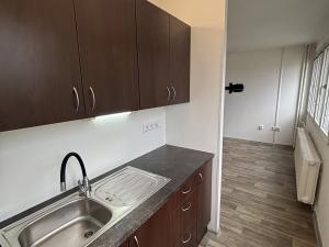 Pronájem bytu 1+kk, Hradec Králové, Severní, 28 m2