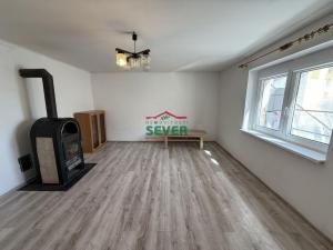 Prodej bytu 2+1, Žatec, Husova, 77 m2