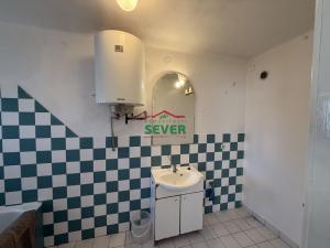 Prodej bytu 2+1, Žatec, Husova, 77 m2