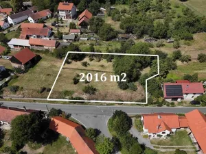 Prodej pozemku pro bydlení, Vysoký Chlumec, 2016 m2
