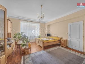 Prodej rodinného domu, Dubí - Pozorka, Tyršova, 370 m2
